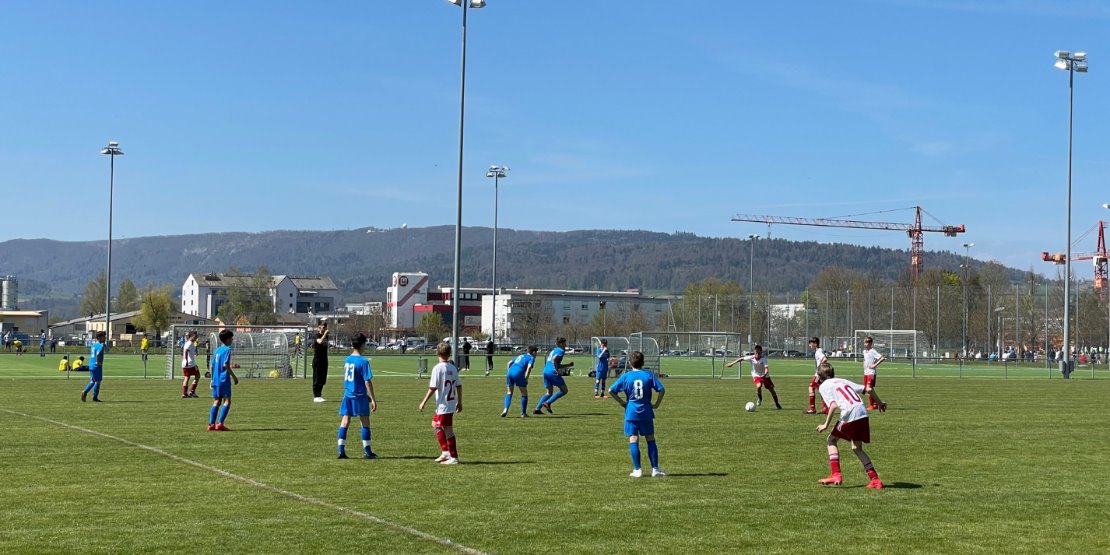 Junioren Da – Kämpferischer Sieg in Regensdorf